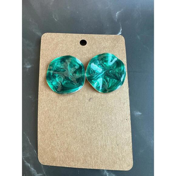 Vintage Green Swirl Enamel Wavy Round Pierced Stud Earrings 1in - Picture 1 of 6